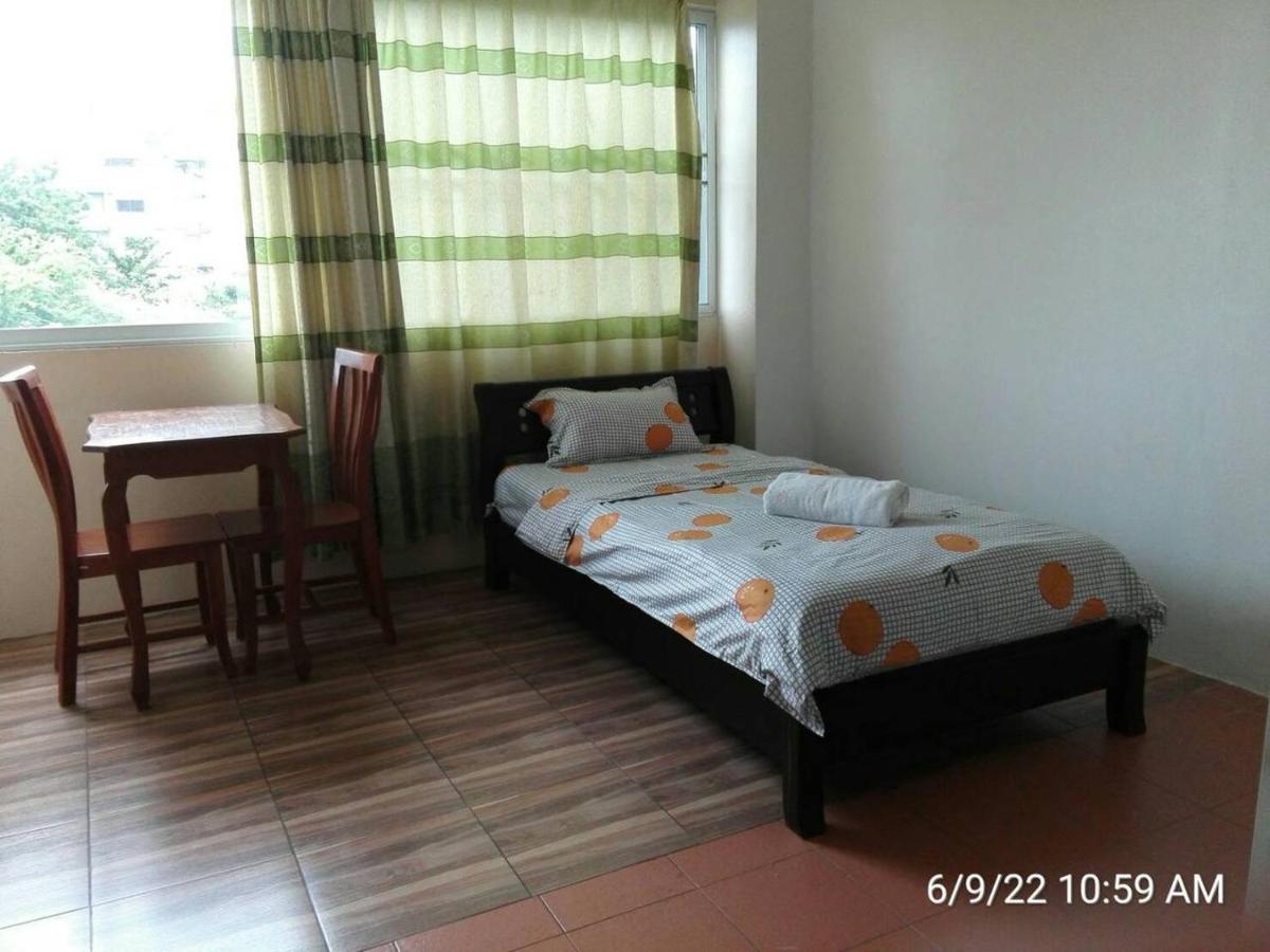 Orange Jomtien Hotel Exterior photo