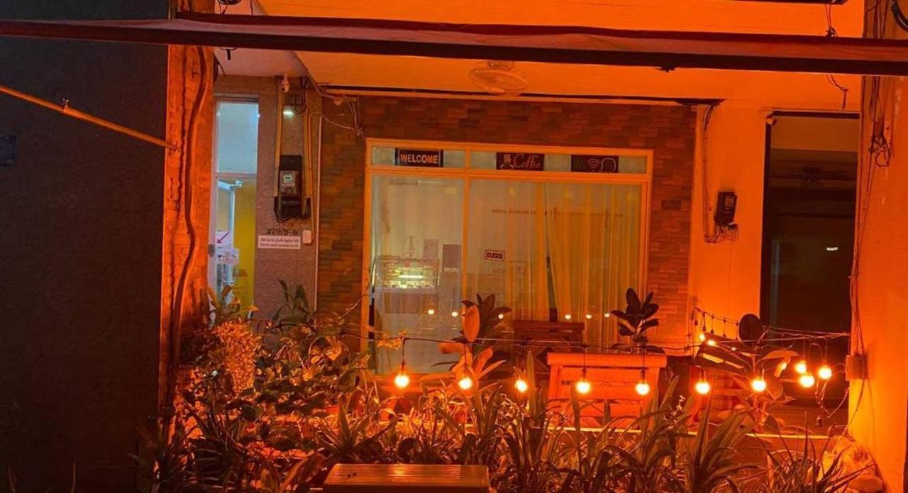 Orange Jomtien Hotel Exterior photo