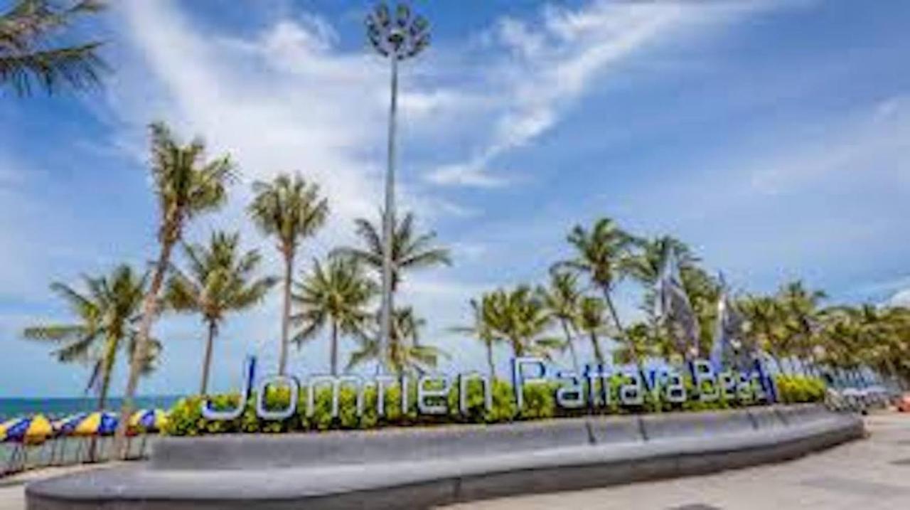 Orange Jomtien Hotel Exterior photo